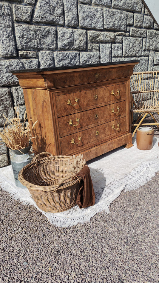 La Commode Victoire