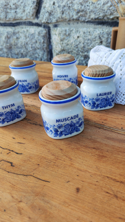 Les Pots à Épices