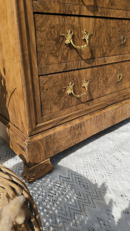 La Commode Victoire