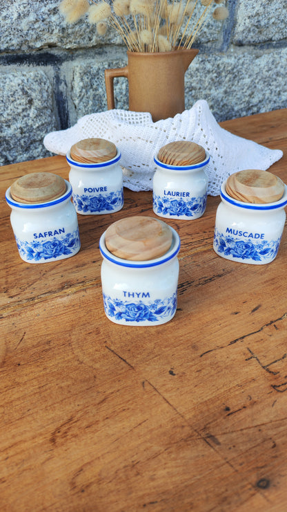 Les Pots à Épices
