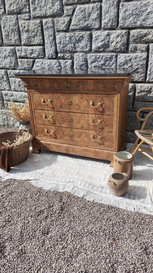 La Commode Victoire