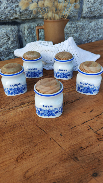 Les Pots à Épices
