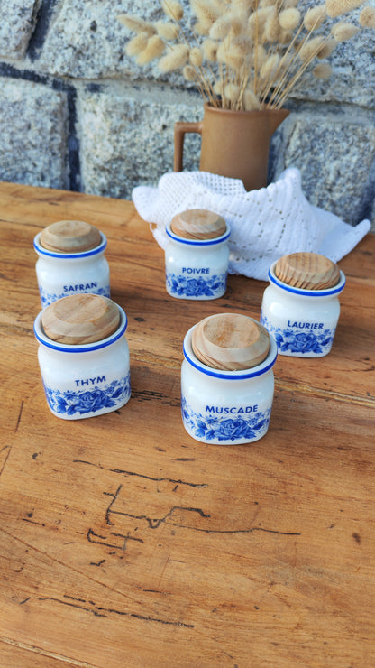 Les Pots à Épices
